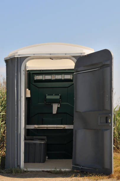 Best Porta potty rental near me  in Leoti, KS